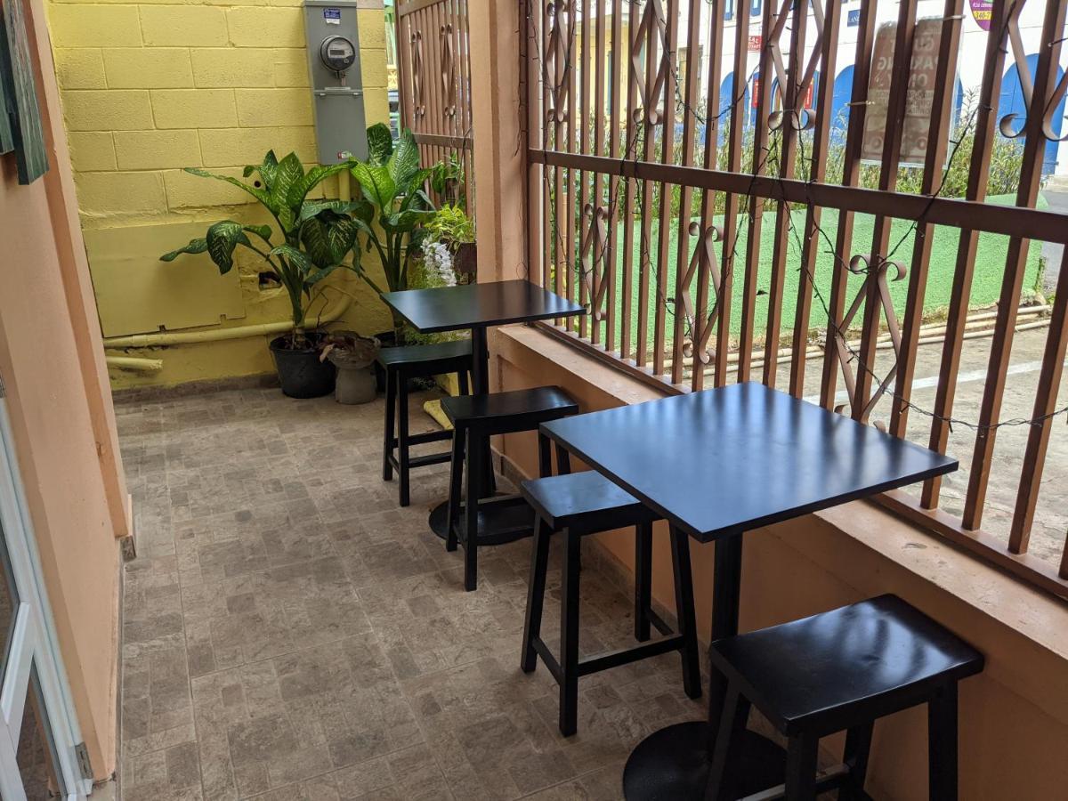 Midtown Guest House Charlotte Amalie Luaran gambar