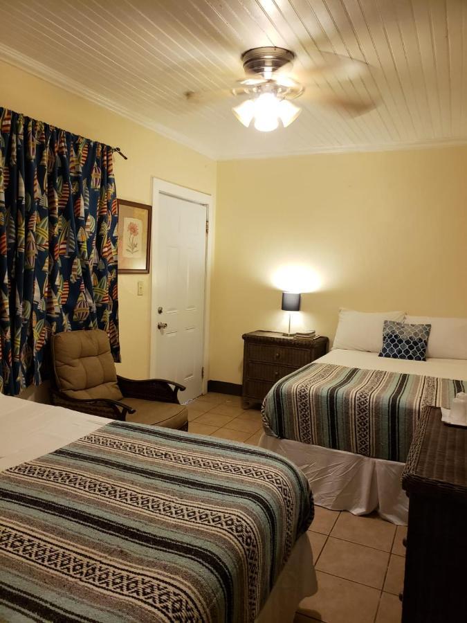 Midtown Guest House Charlotte Amalie Luaran gambar