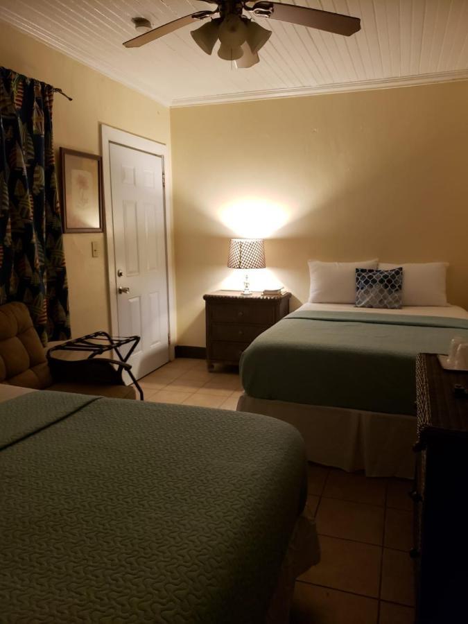 Midtown Guest House Charlotte Amalie Luaran gambar