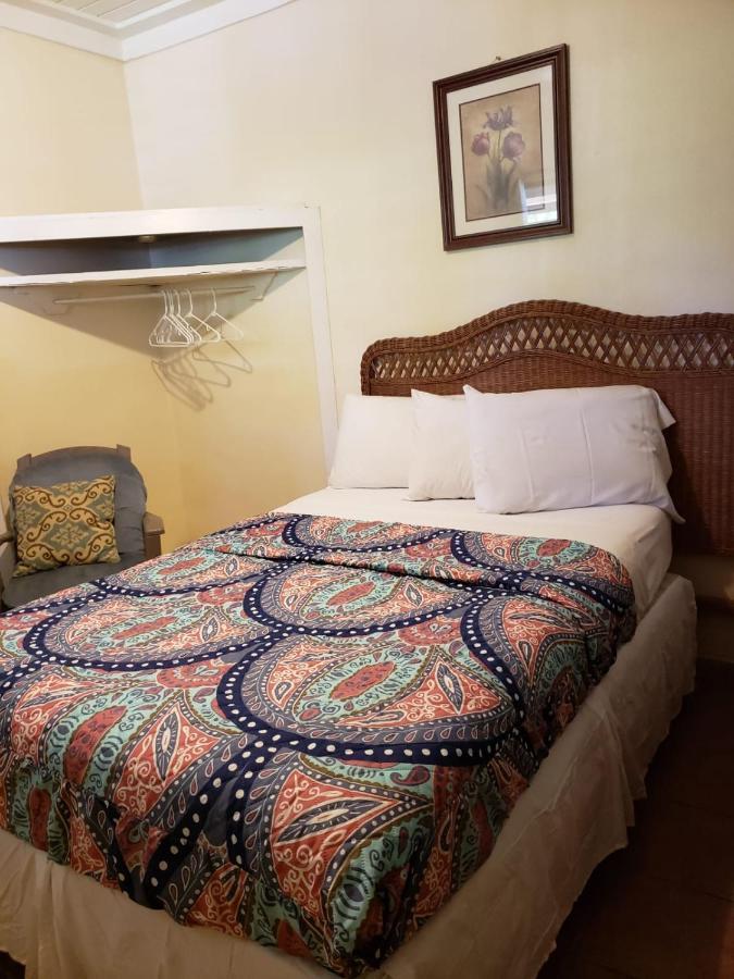Midtown Guest House Charlotte Amalie Luaran gambar