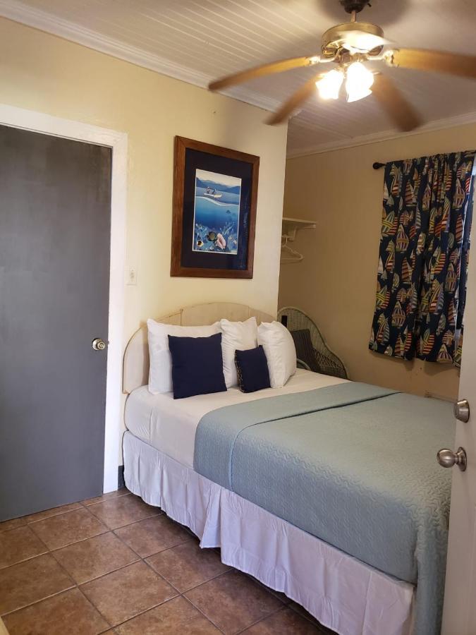 Midtown Guest House Charlotte Amalie Luaran gambar