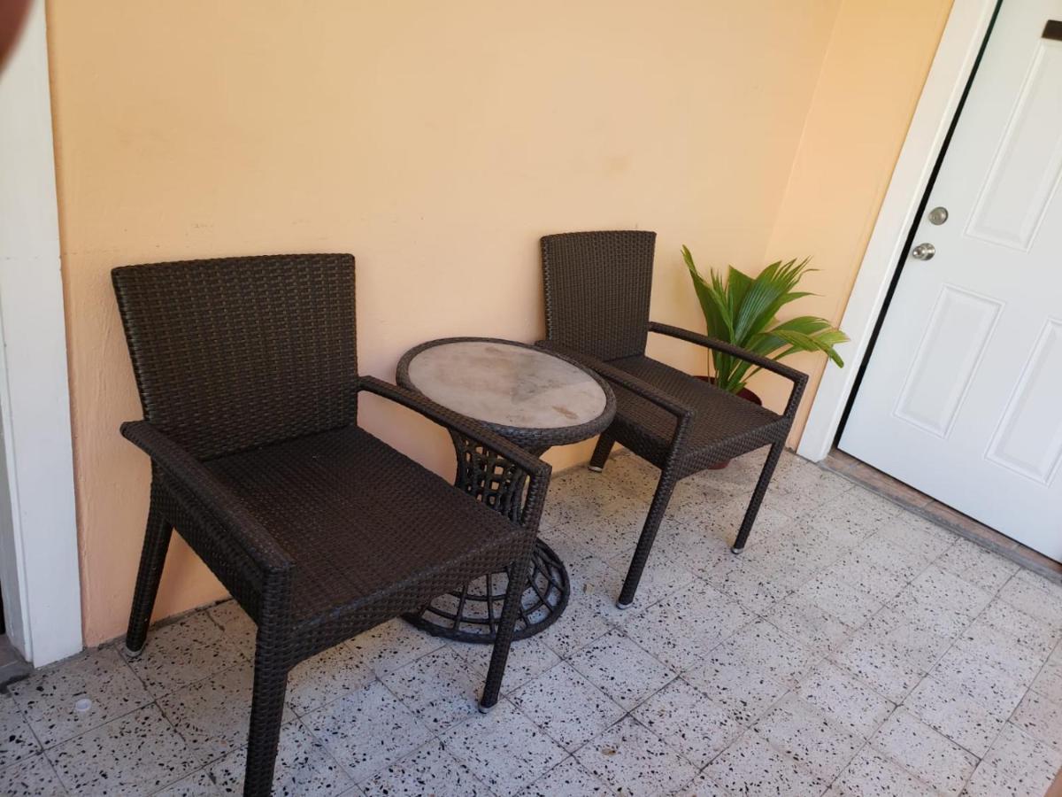 Midtown Guest House Charlotte Amalie Luaran gambar